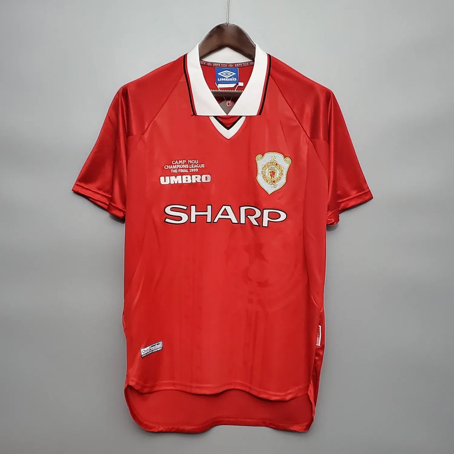 Manchester United 99/00 Home Jersey