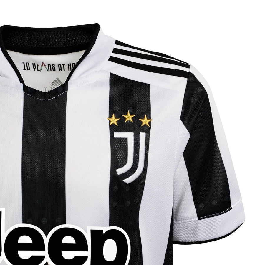 Juventus 21/22 Home Jersey