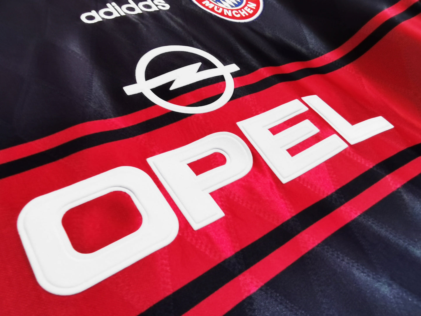 Bayern Munich Retro 11 97/99 Home Jersey