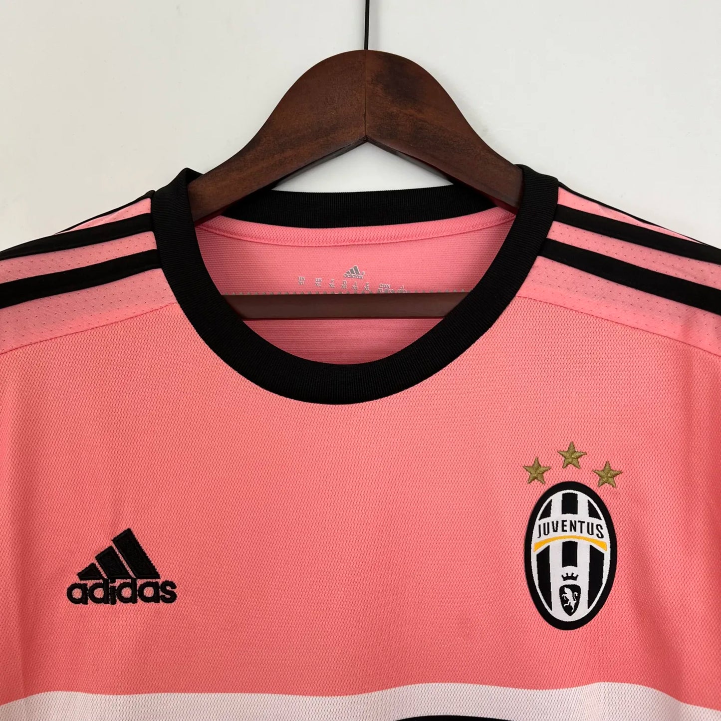 Juventus 15/16 Away Jersey