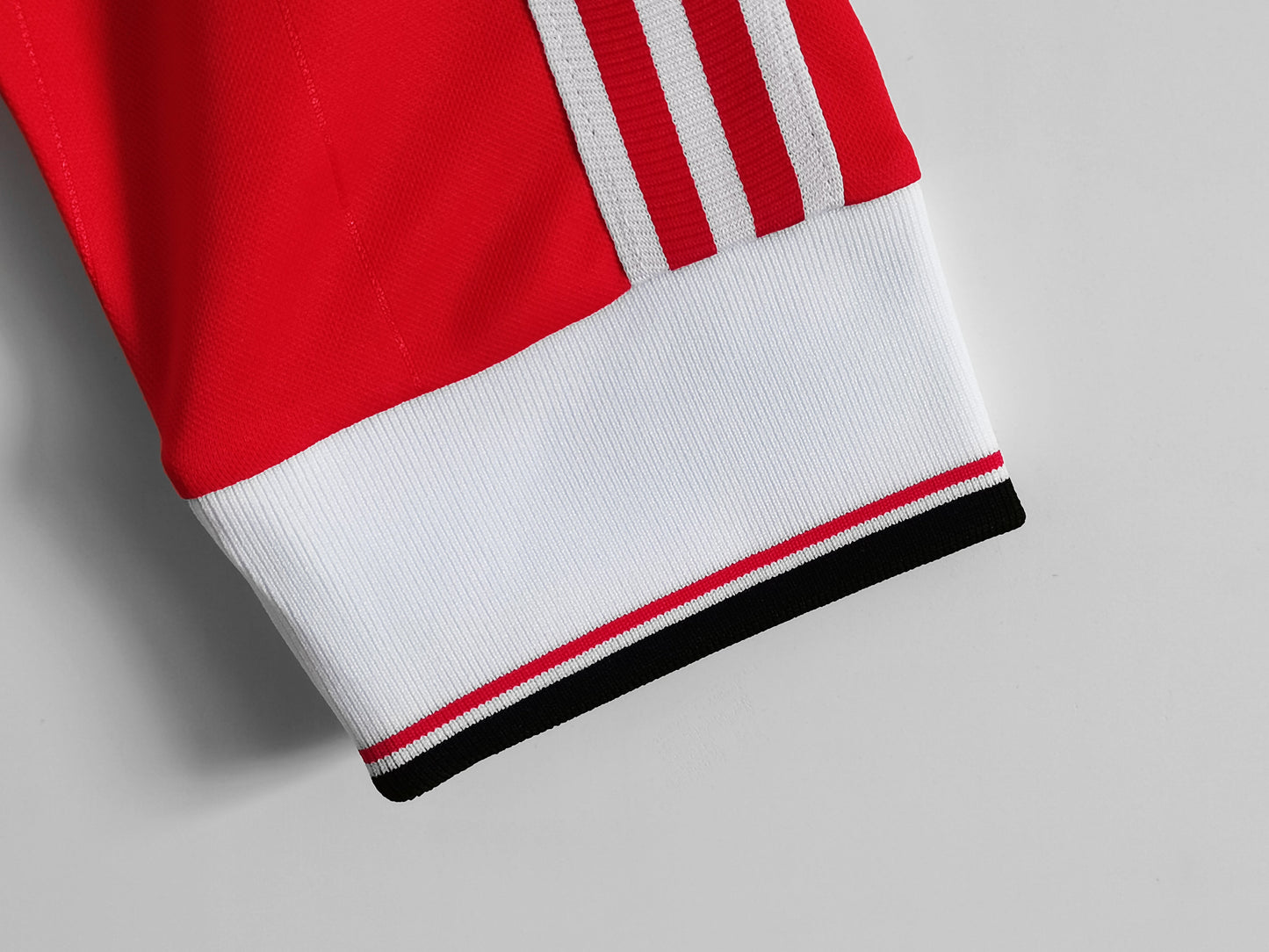 Manchester United 1983 Home Jersey